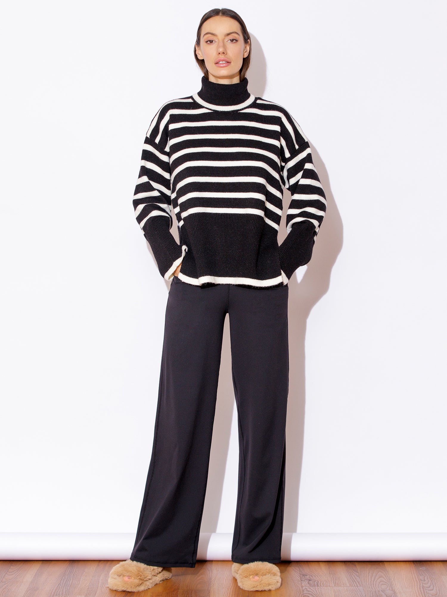 RELAXED STRIPED TURTLENECK SWEATER, BLACK/WHITE