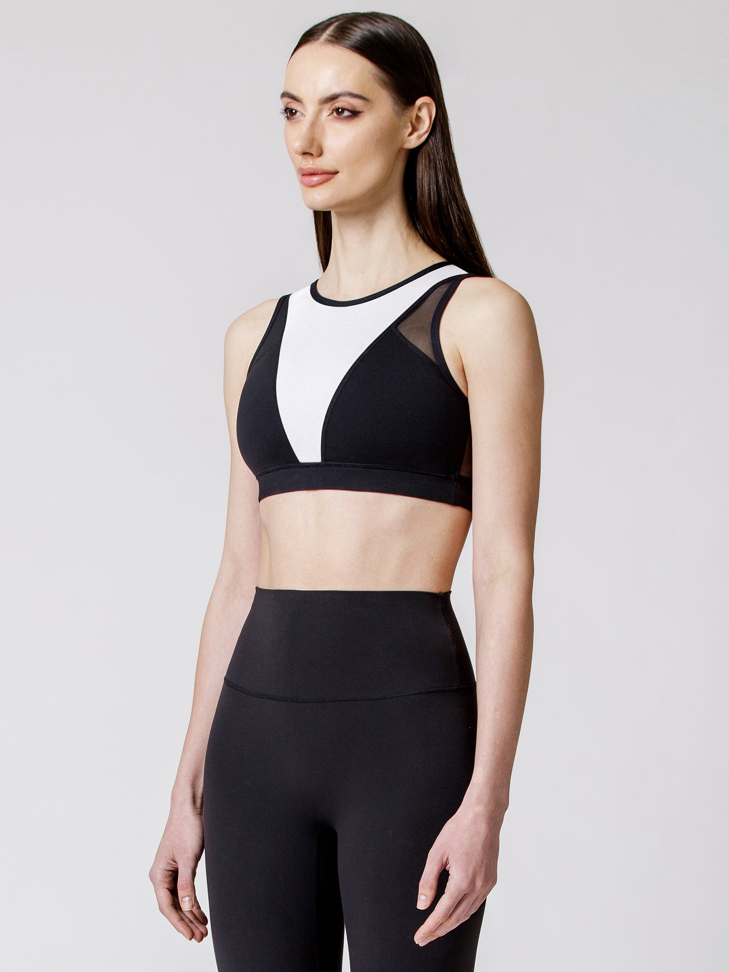 VICTORIA BRA, WHITE/BLACK MESH