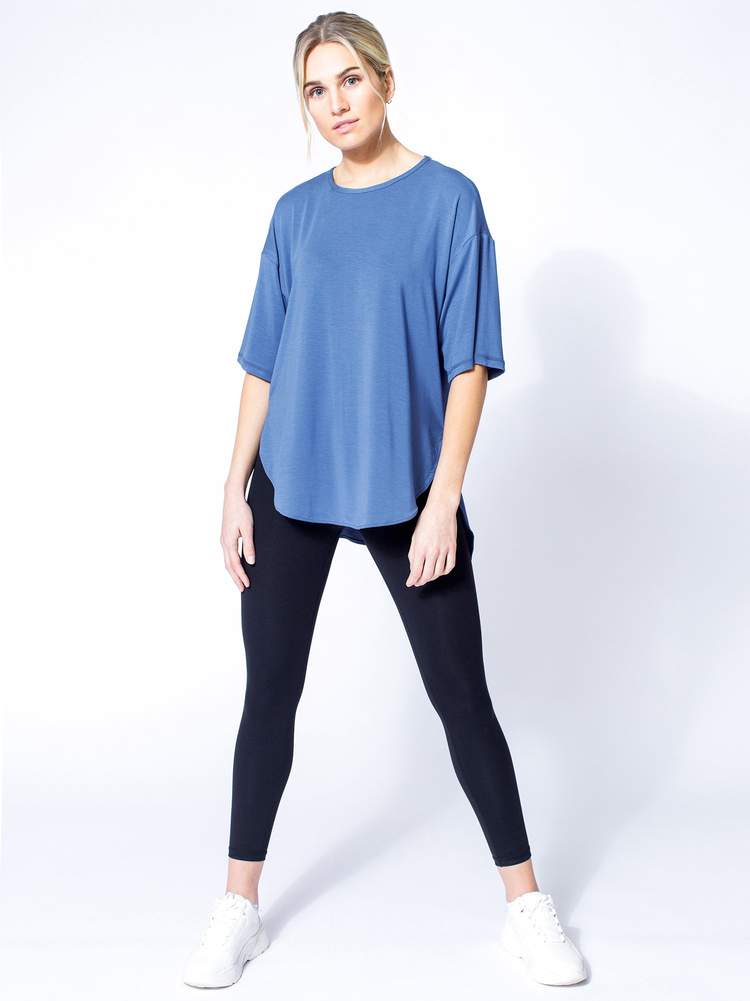HIGH SPLIT OVERSIZE TEE