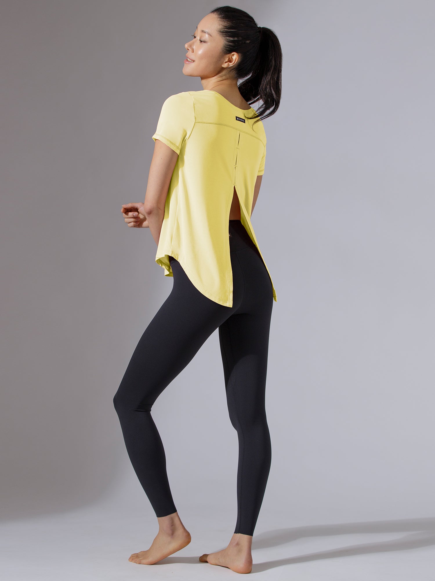 BACK TIE EVERYDAY SHORT SLEEVE TEE
