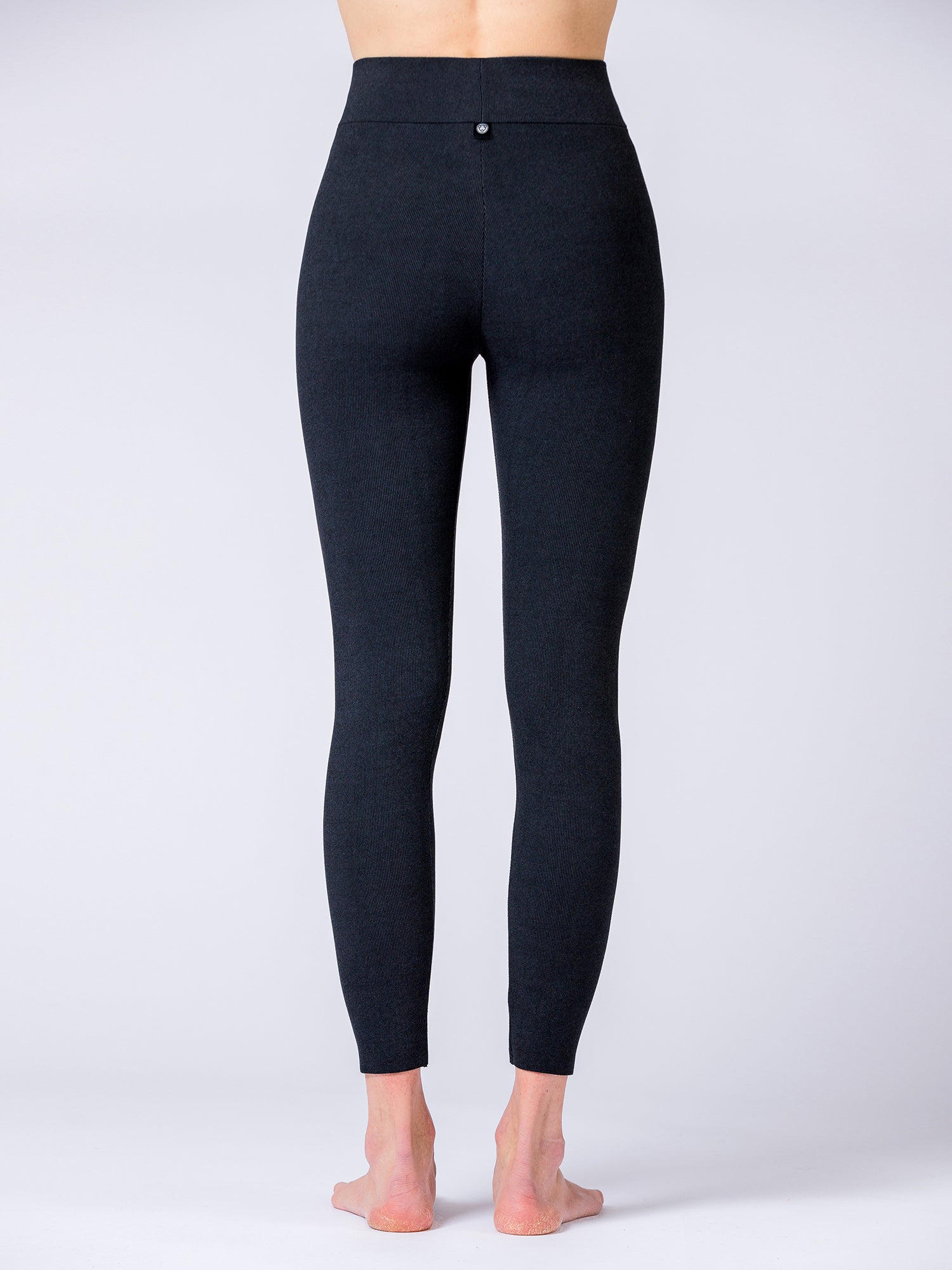 VEGAN CASHMERE SEAMLESS LEGGINGS, BLACK