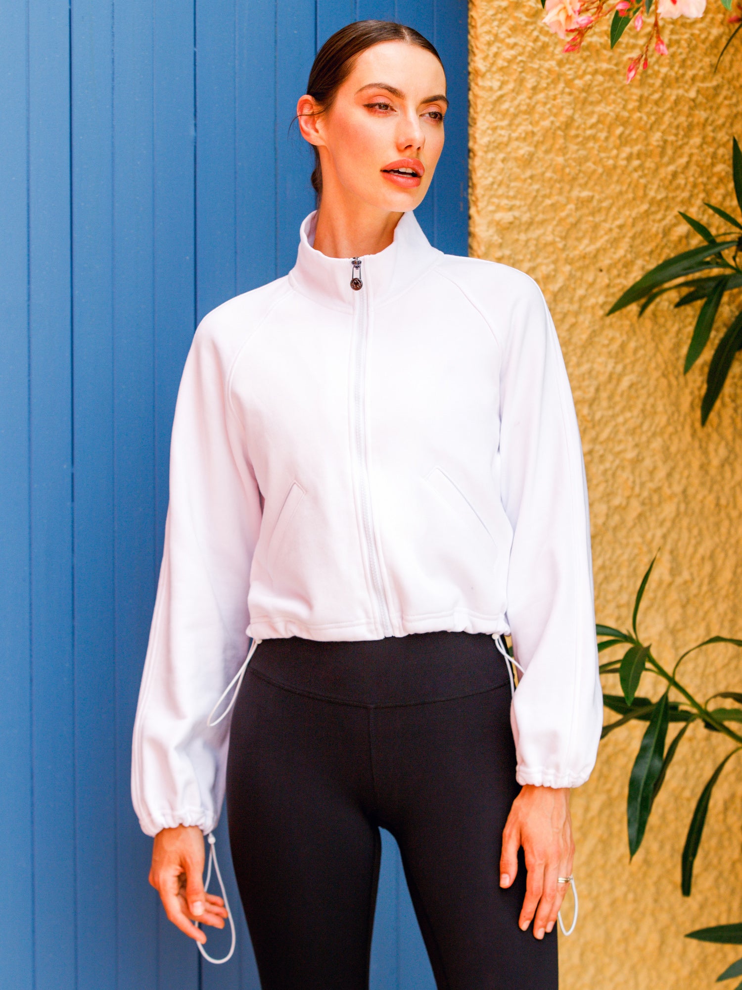 ASCEND WIDE SLEEVE JACKET