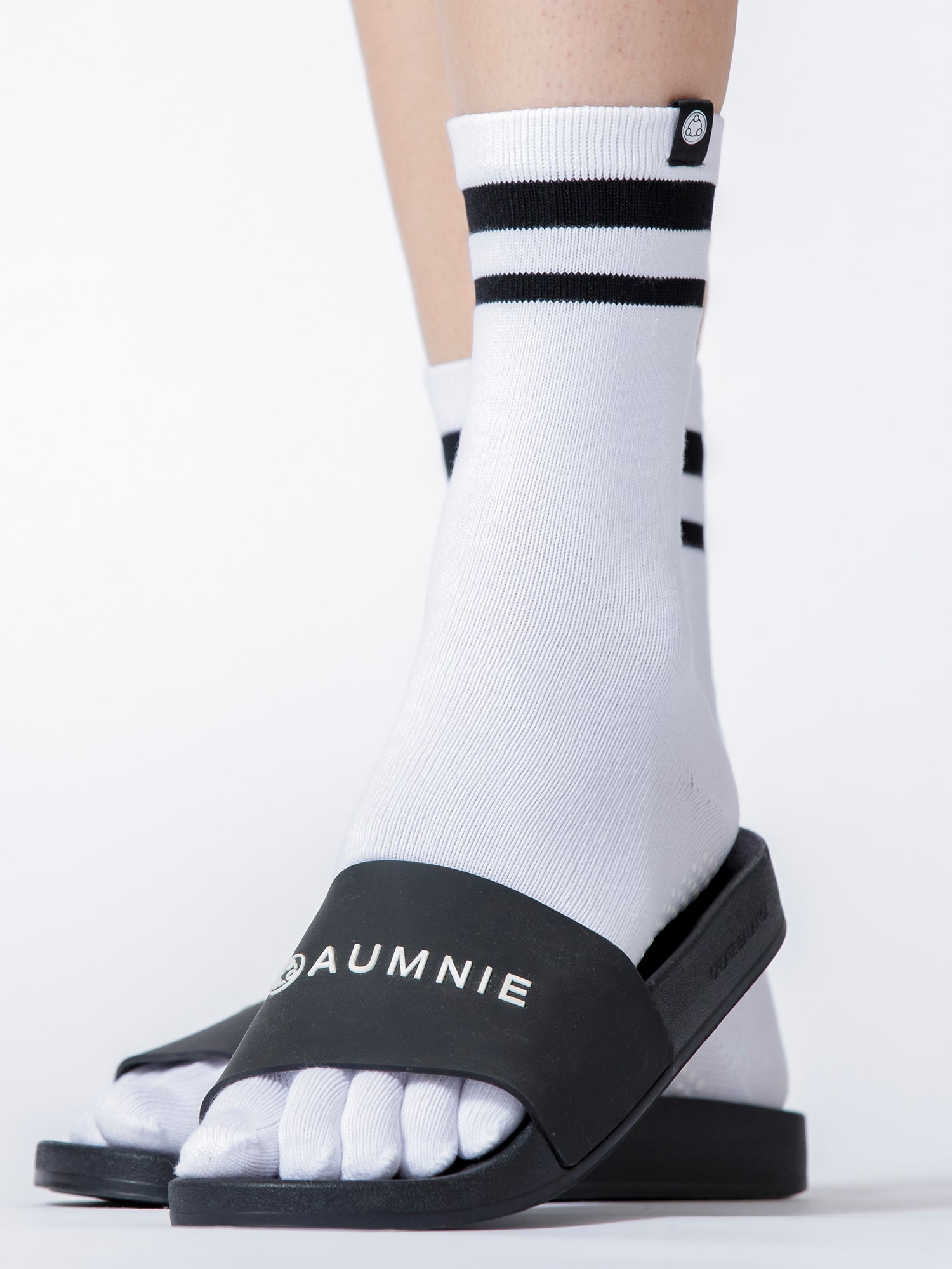 KNEE HIGH FULL TOE YOGA GRIP SOCKS
