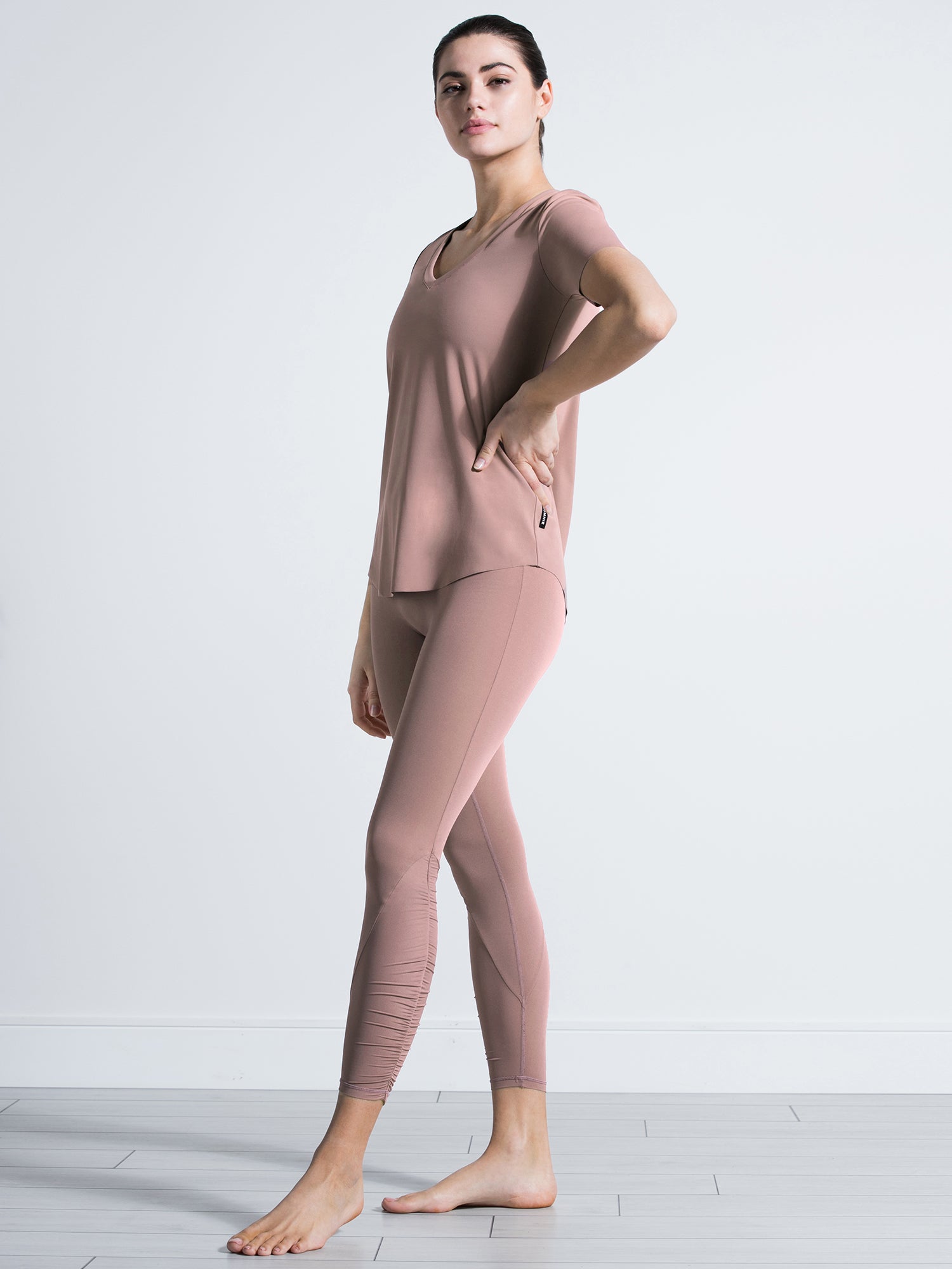 RUCHED NUDE PANTS