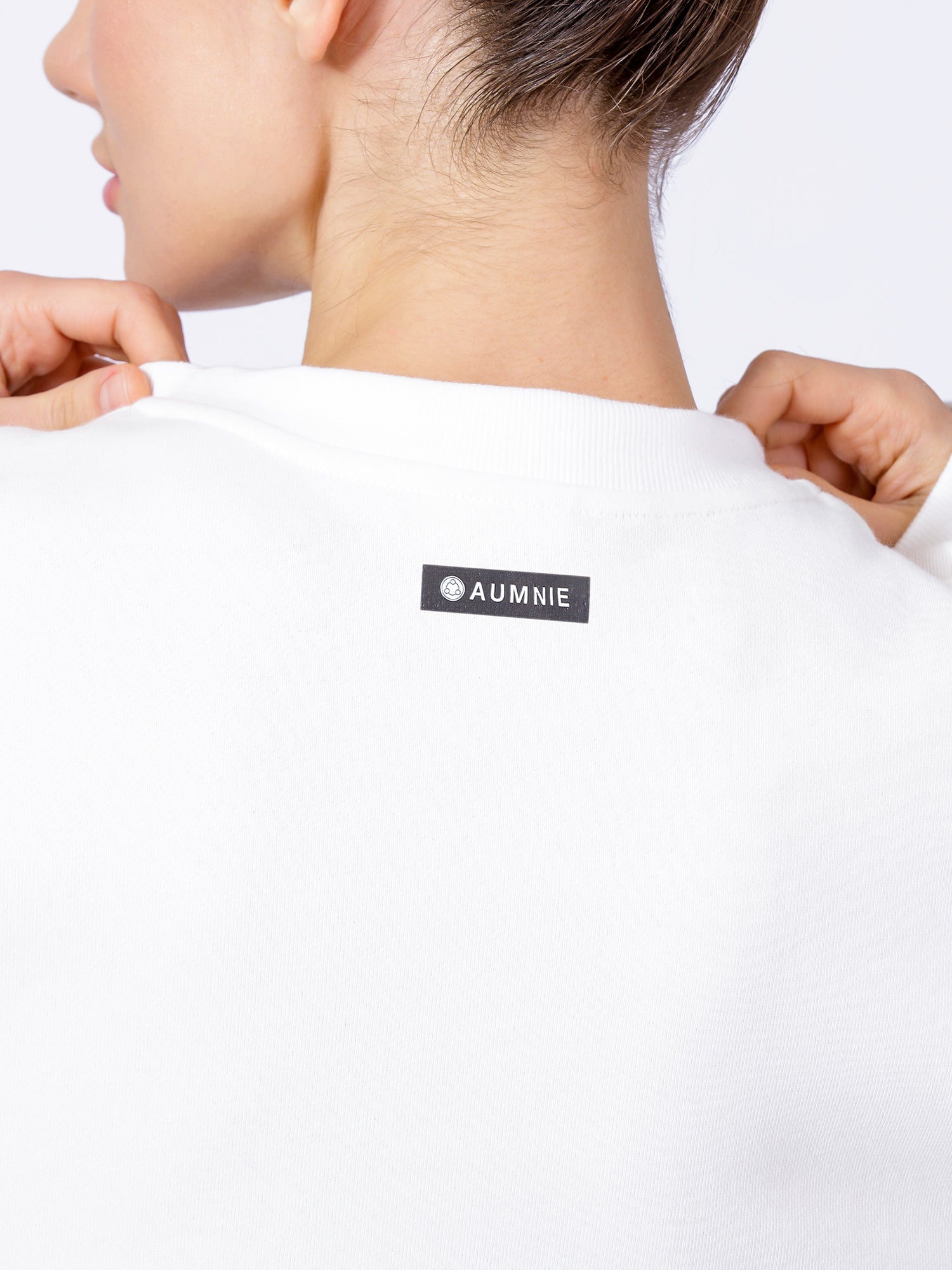 AUMNIE OVERSIZE SWEATSHIRT