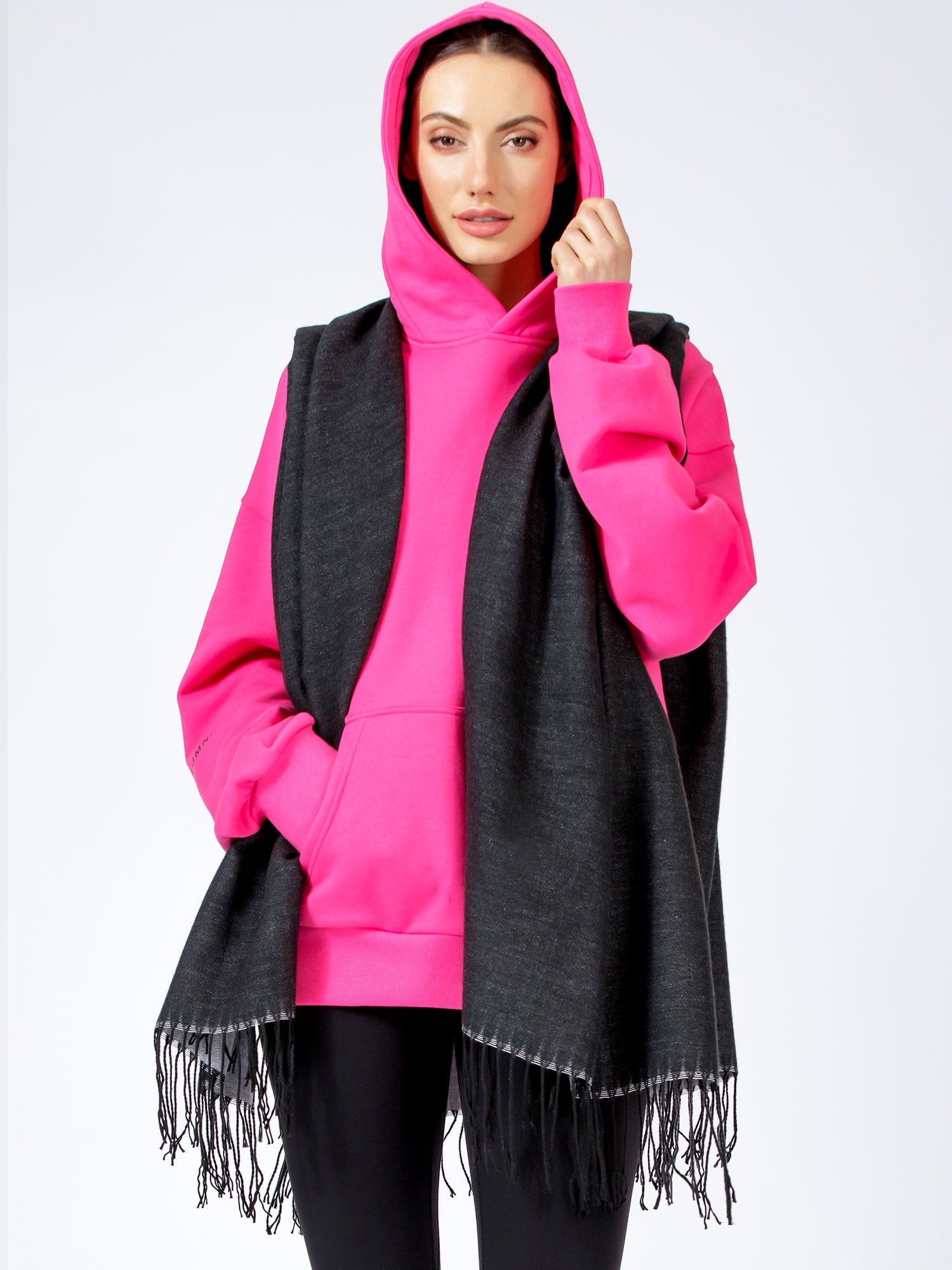 FREESTYLE FRINGED WRAP CAPE