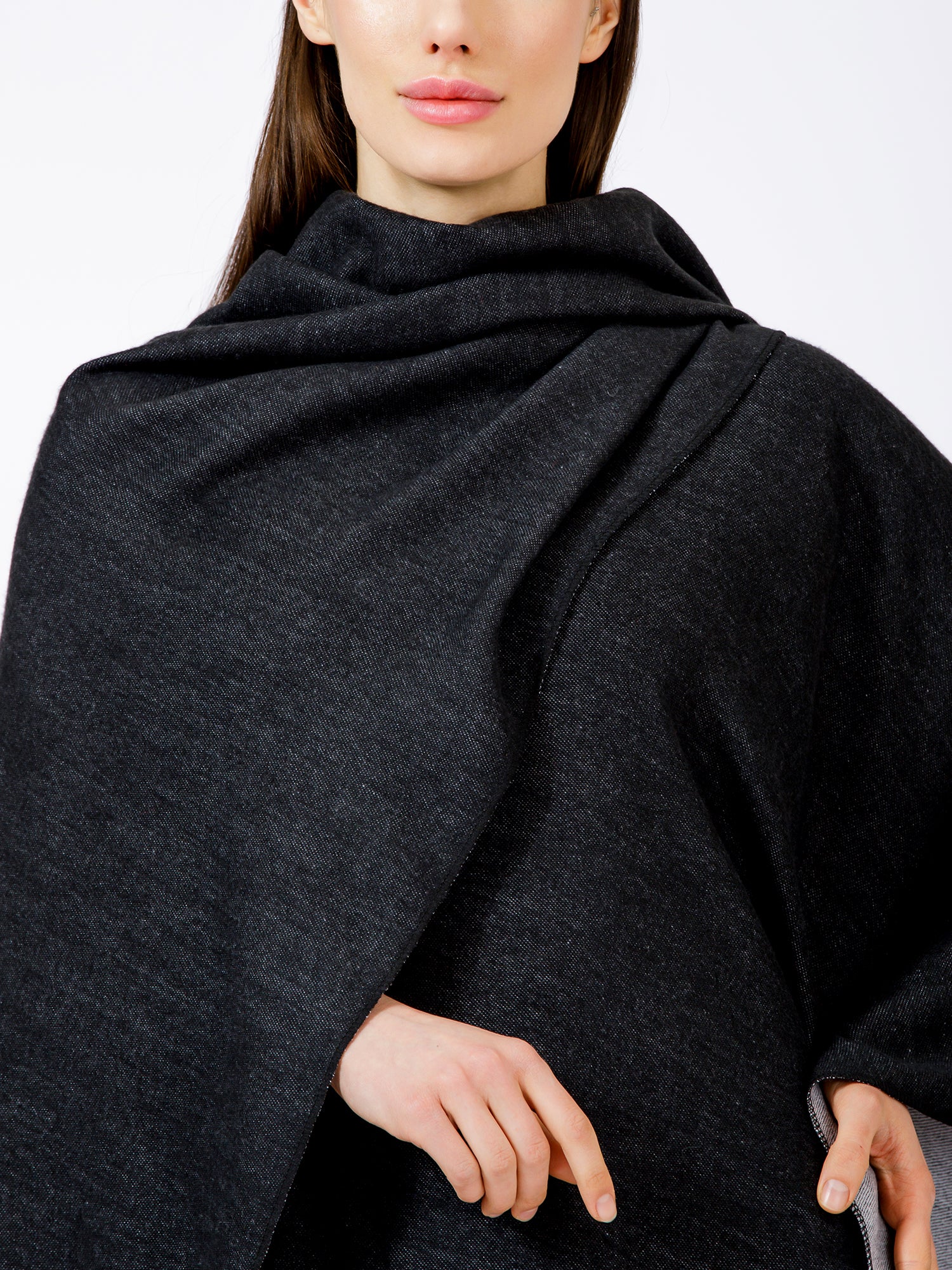 FREESTYLE FRINGED WRAP CAPE