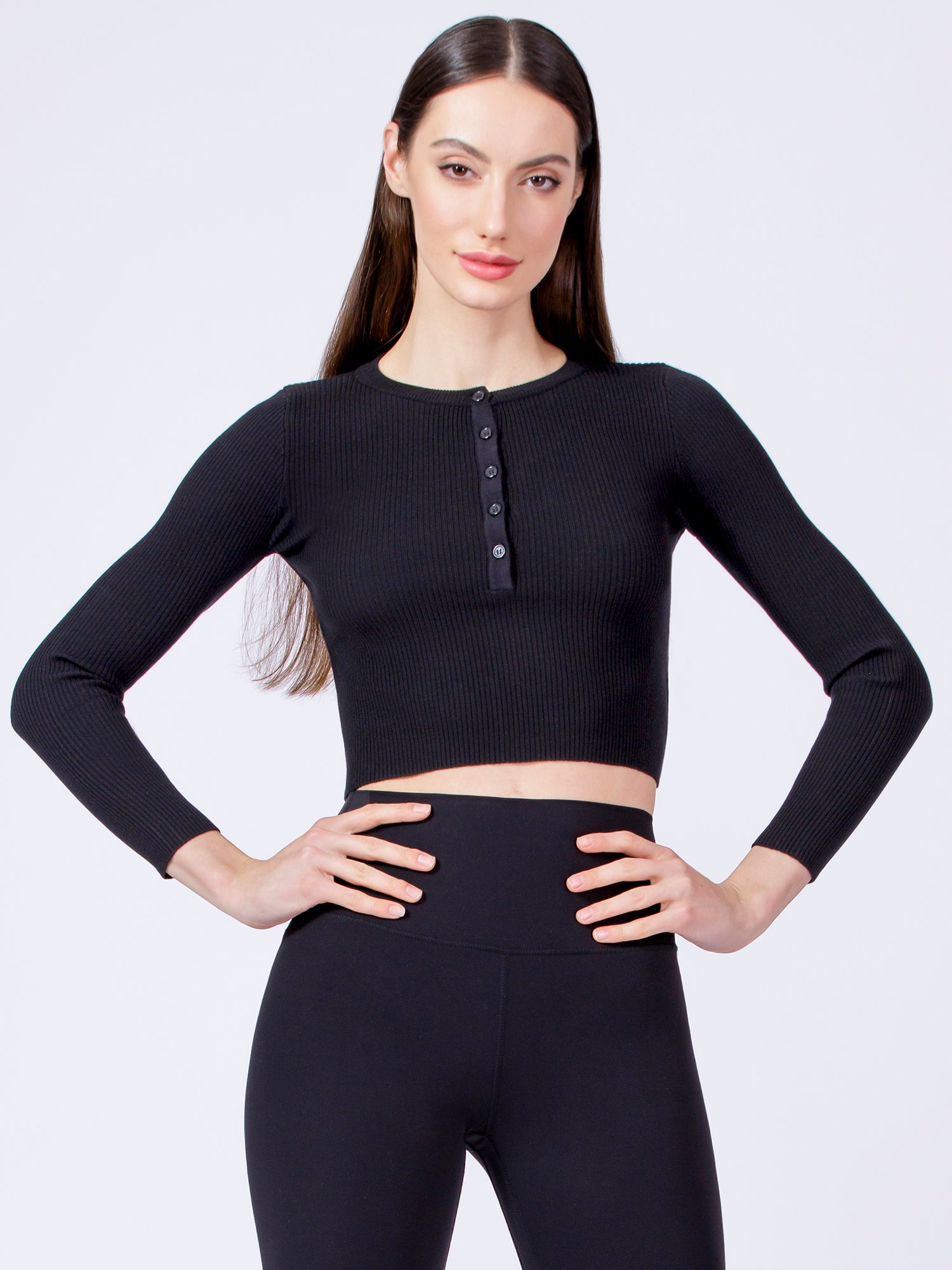 CROPPED HENLEY TEE
