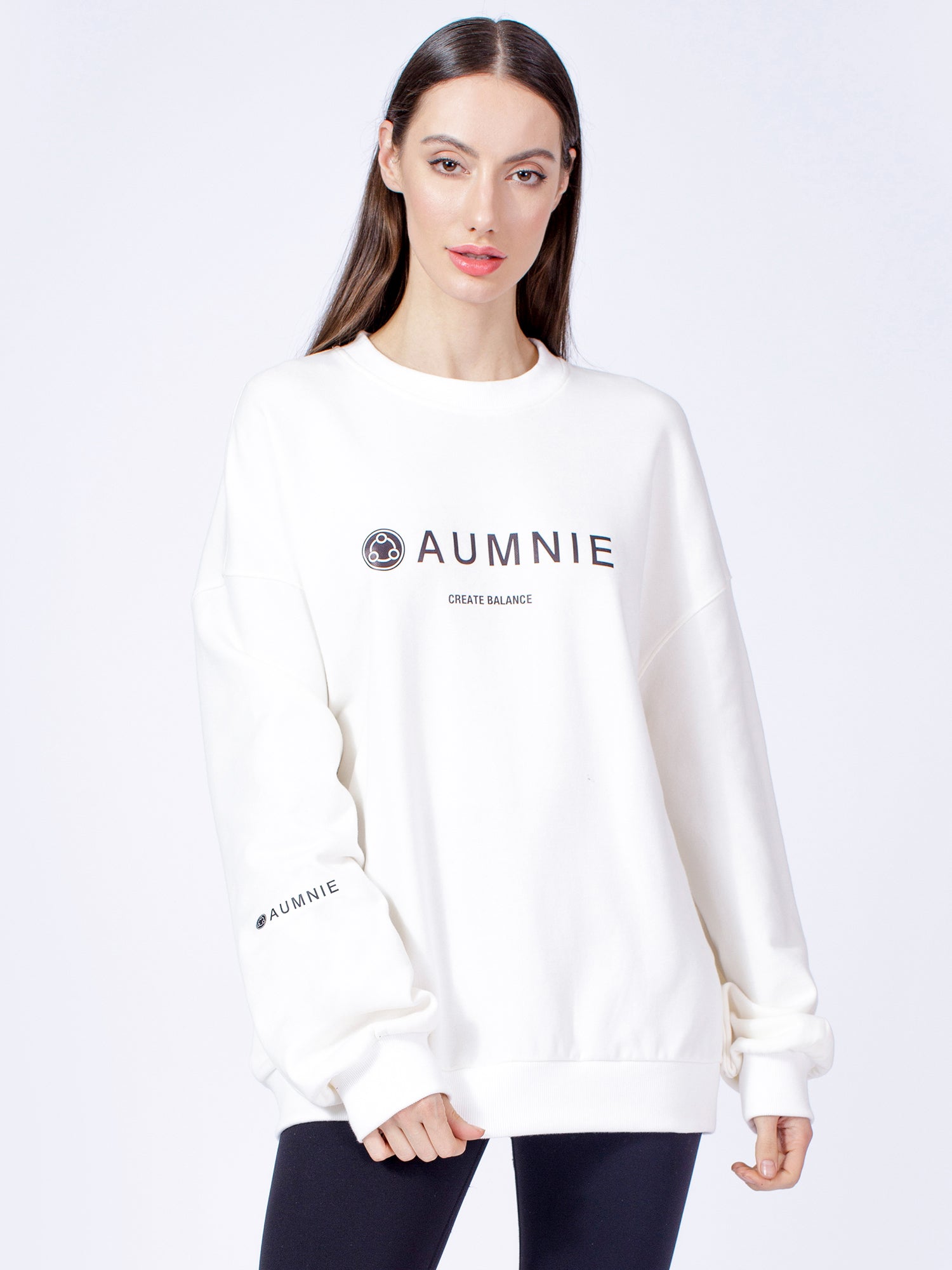 AUMNIE OVERSIZE SWEATSHIRT