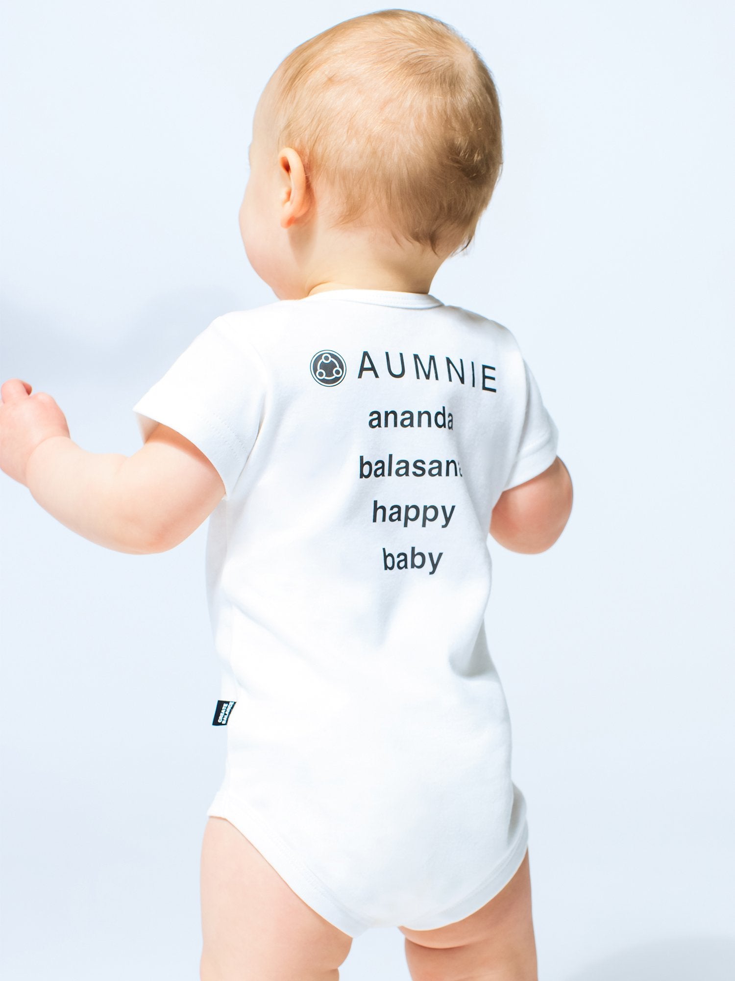 AUMkids HAPPY BABY SHORT SLEEVE ONESIE + BIB SET