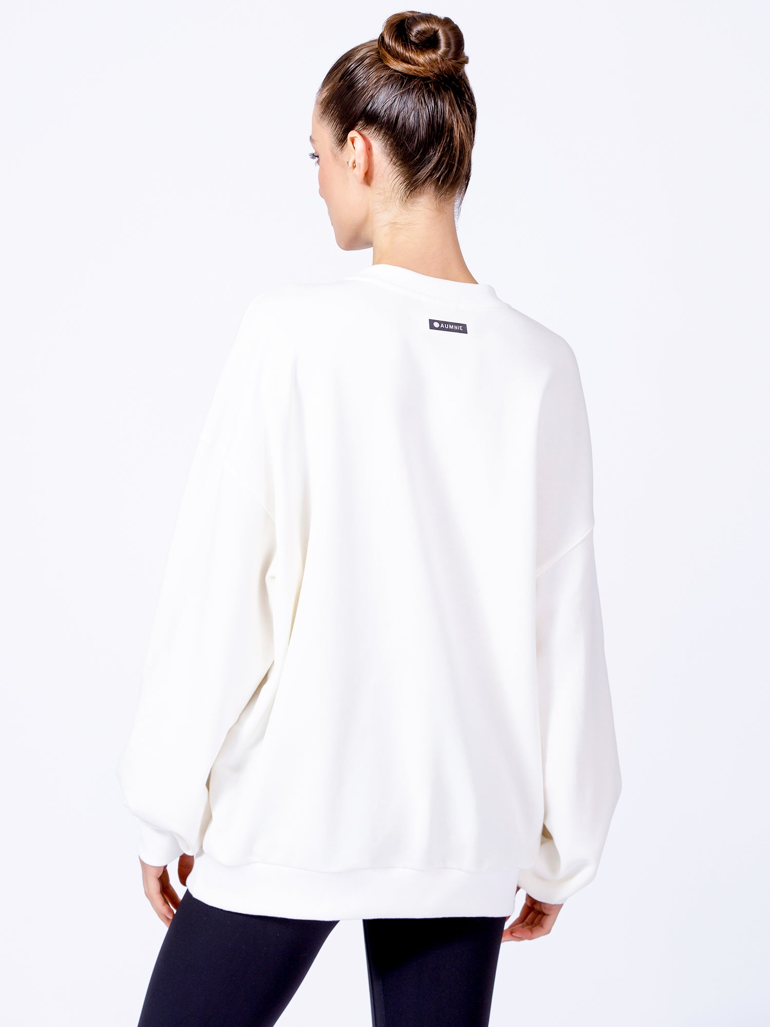 AUMNIE OVERSIZE SWEATSHIRT
