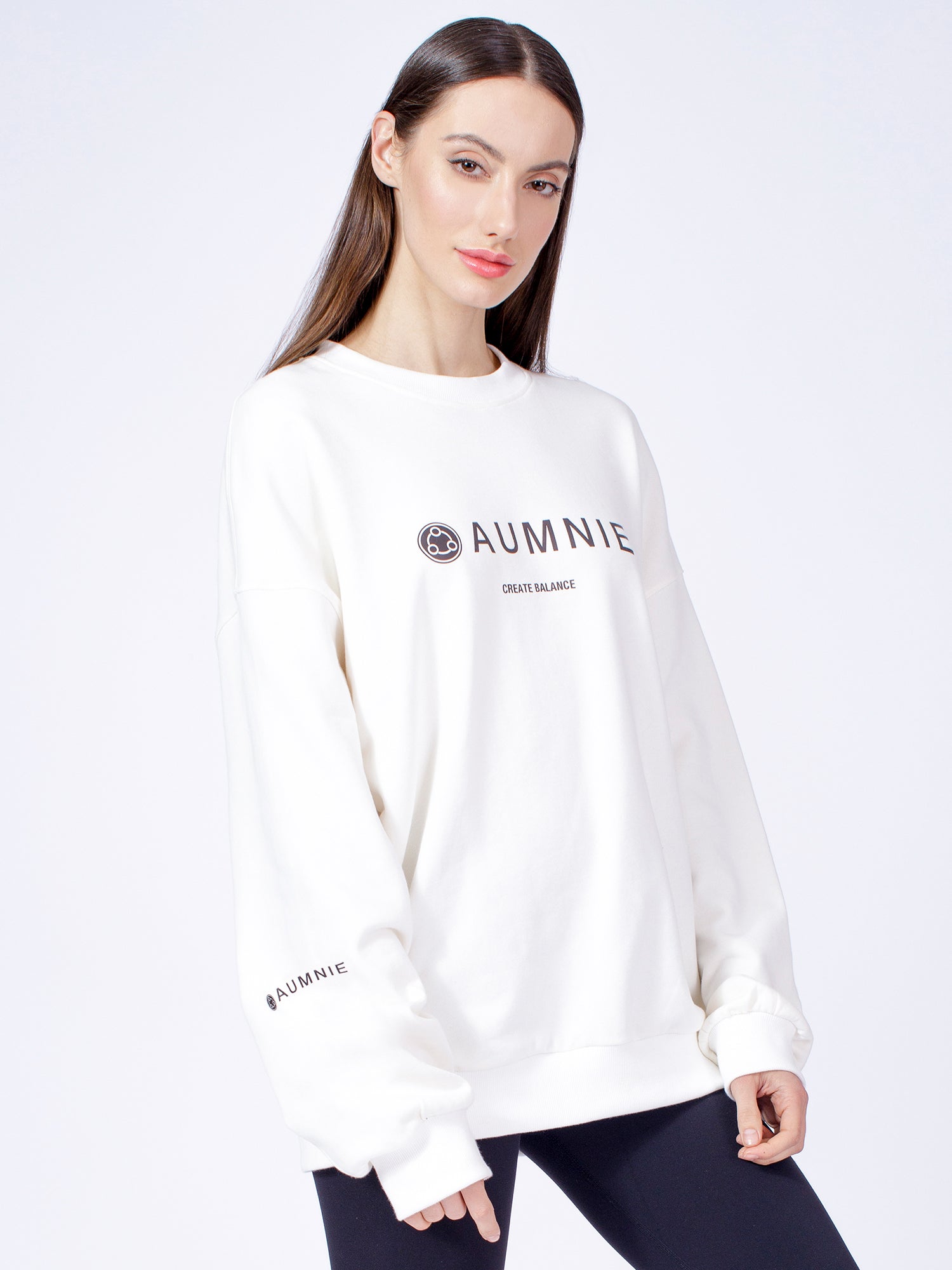 AUMNIE OVERSIZE SWEATSHIRT