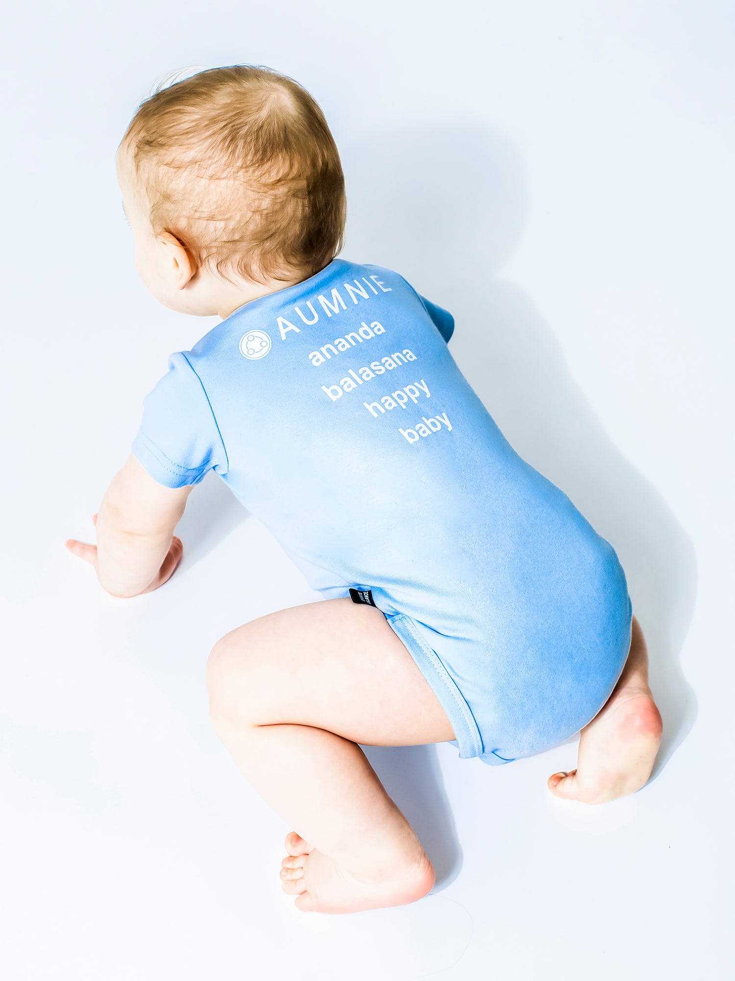 AUMkids HAPPY BABY SHORT SLEEVE ONESIE + BIB SET