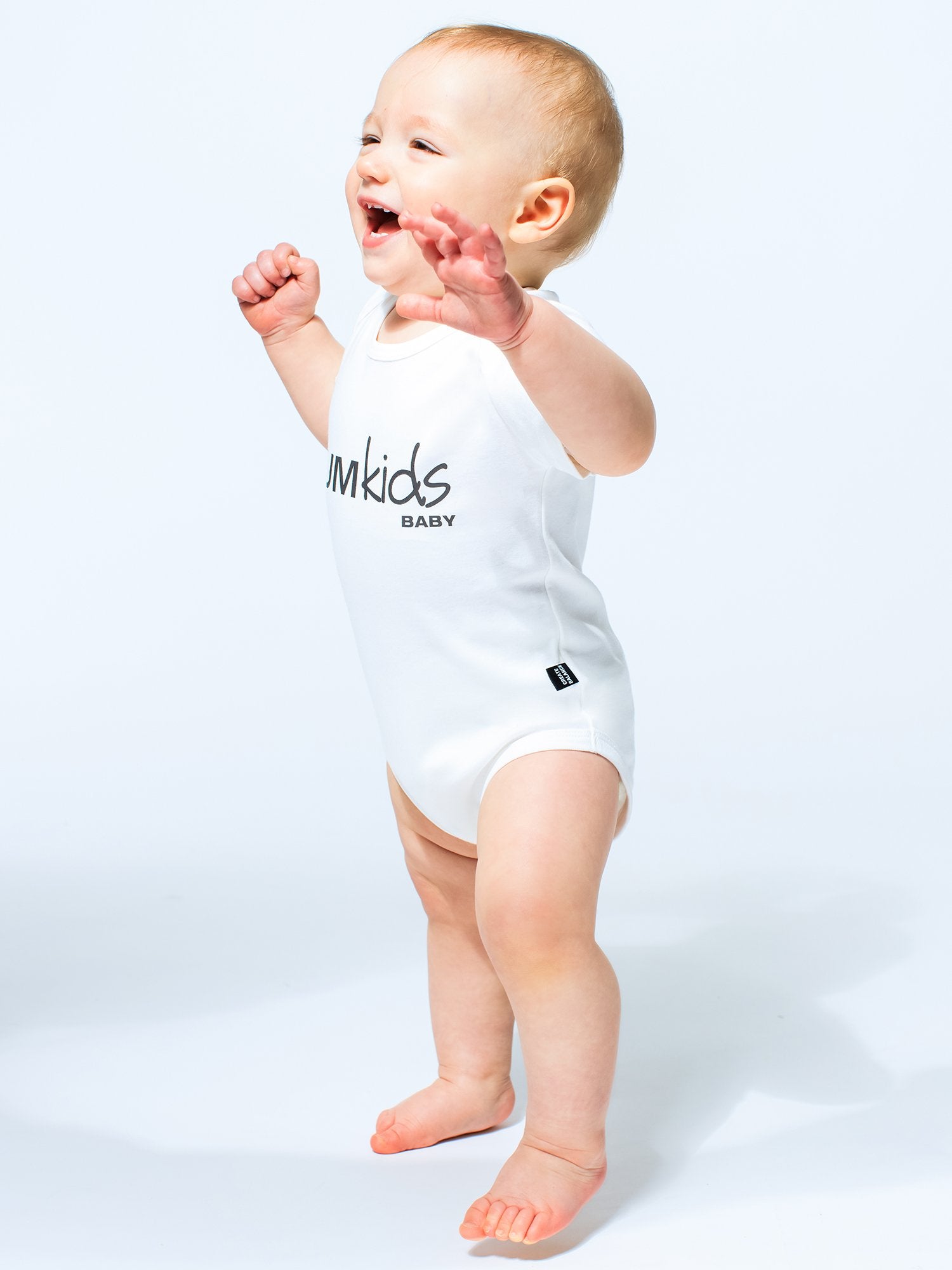 AUMkids HAPPY BABY SHORT SLEEVE ONESIE + BIB SET