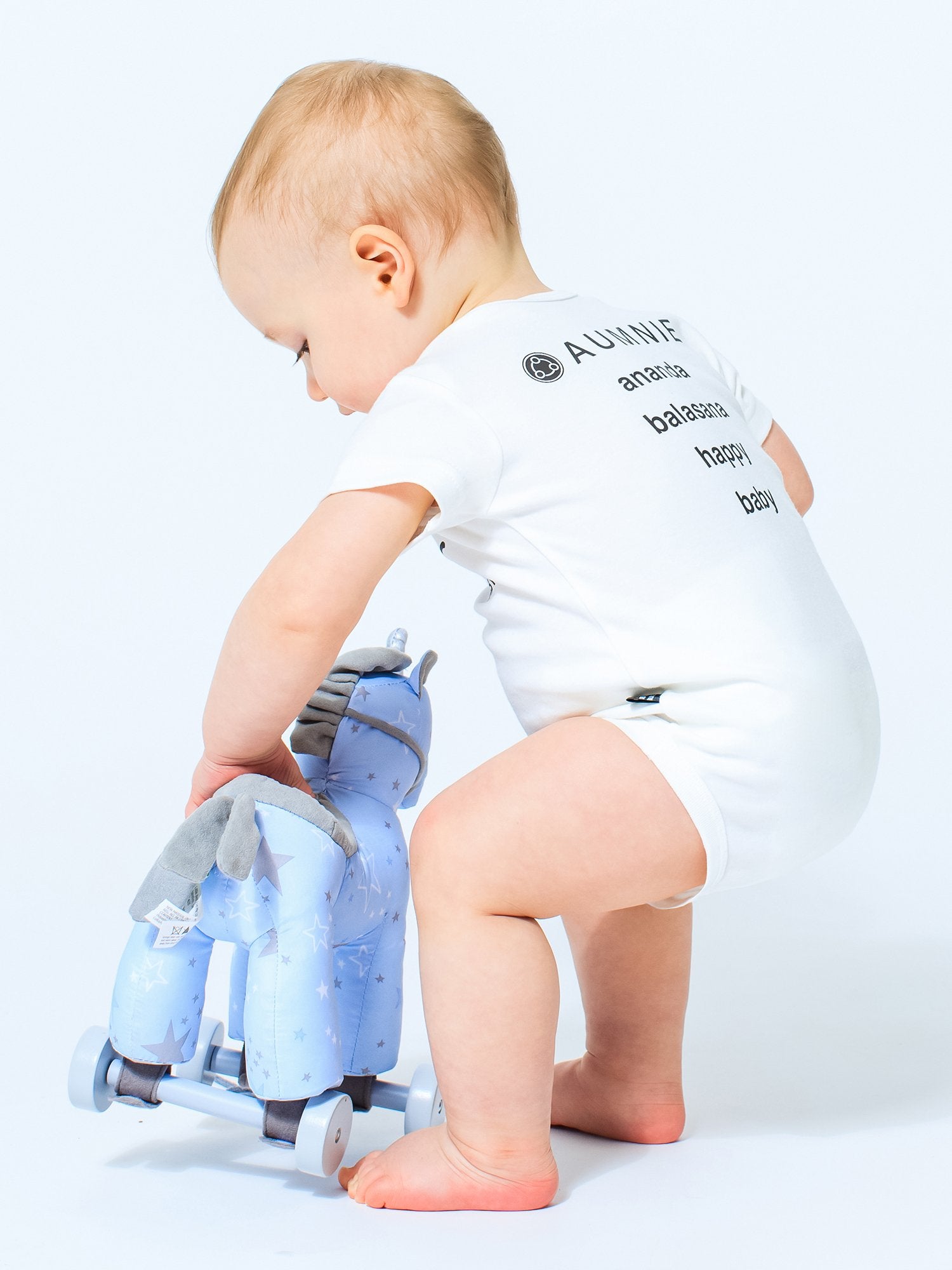 AUMkids HAPPY BABY SHORT SLEEVE ONESIE + BIB SET