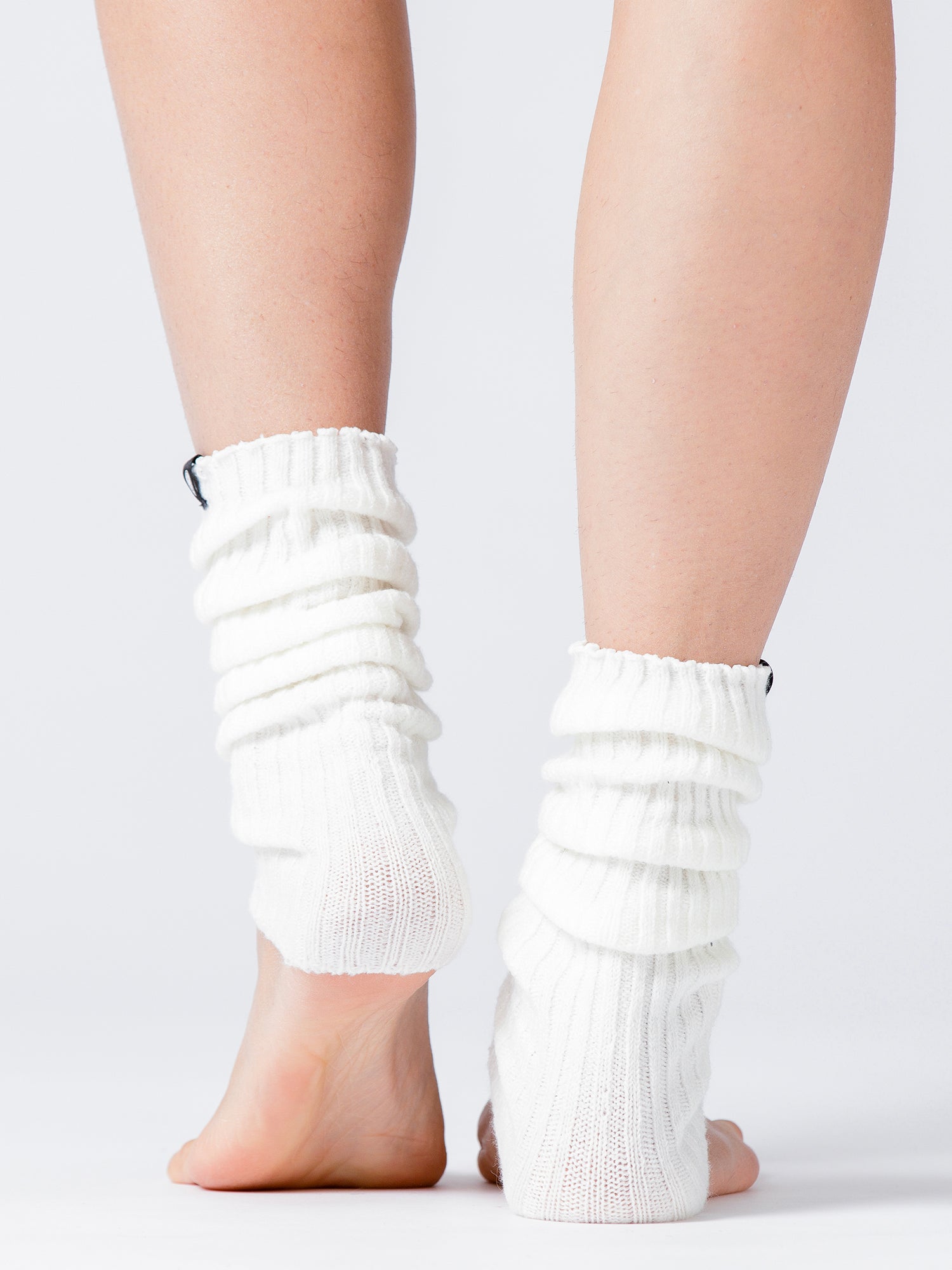 SCRUNCHIE ANKLE WARMERS, CREAM