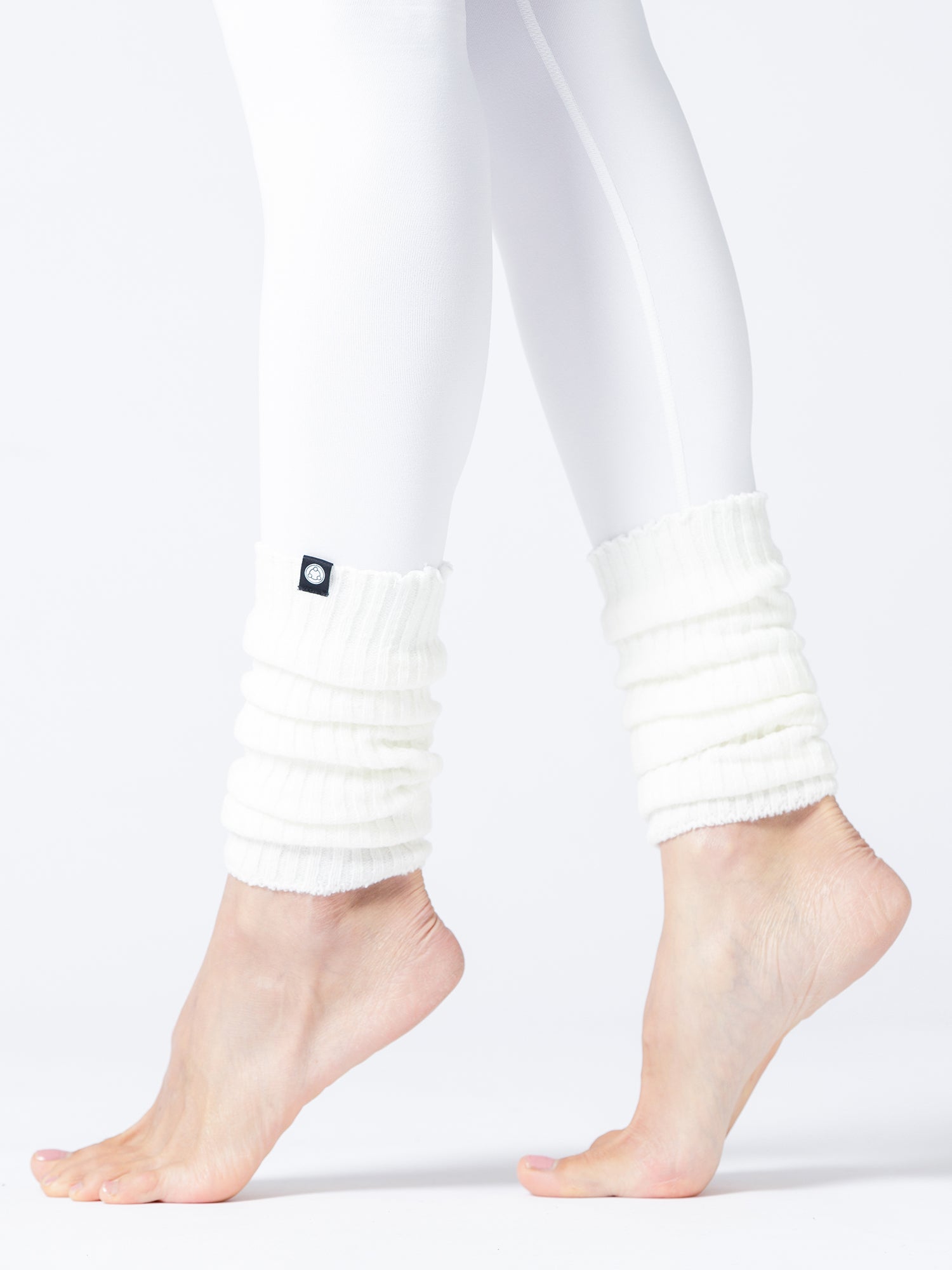 SCRUNCHIE ANKLE WARMERS, CREAM