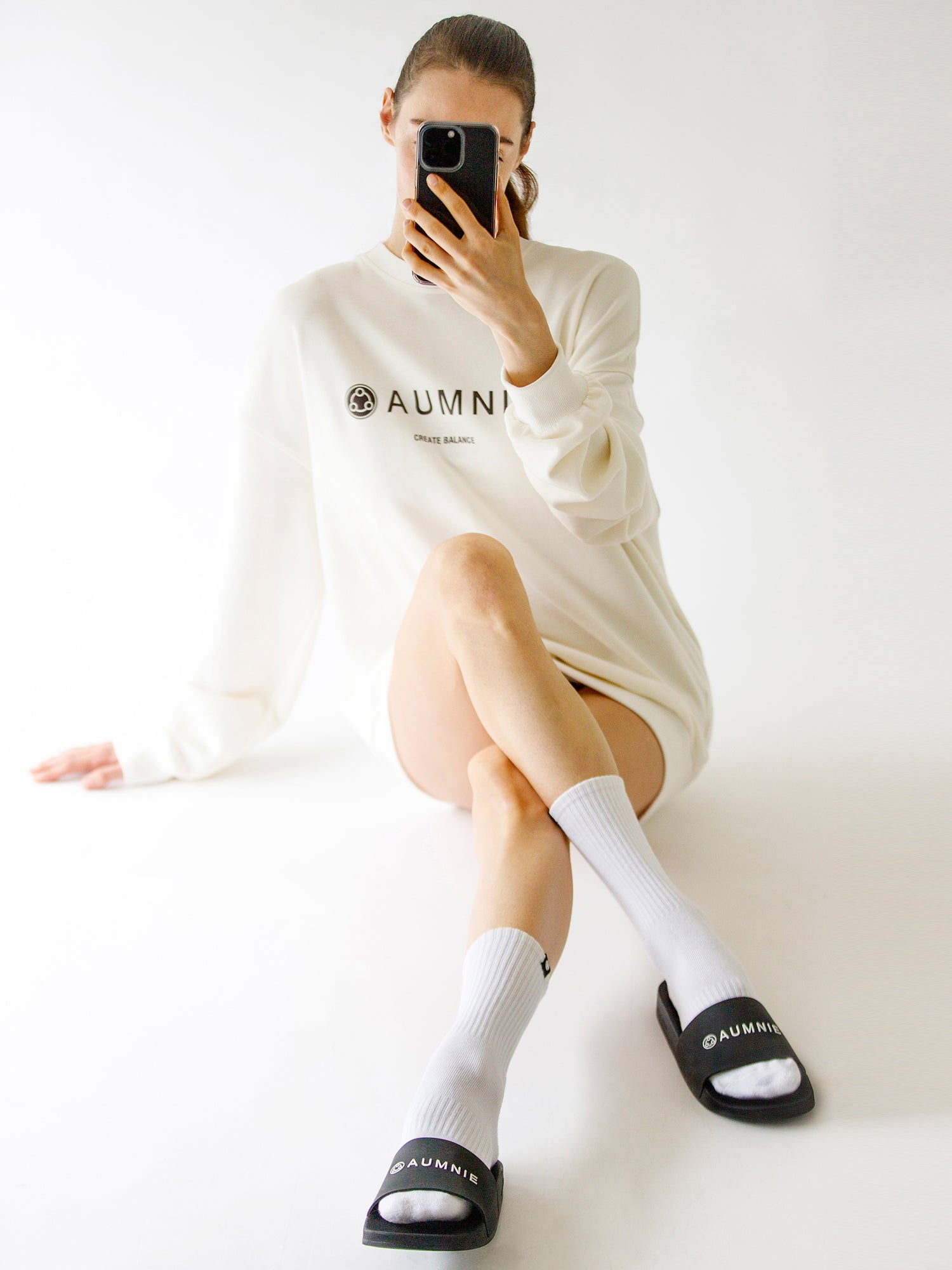 AUMNIE LOGO SLIDE SANDALS