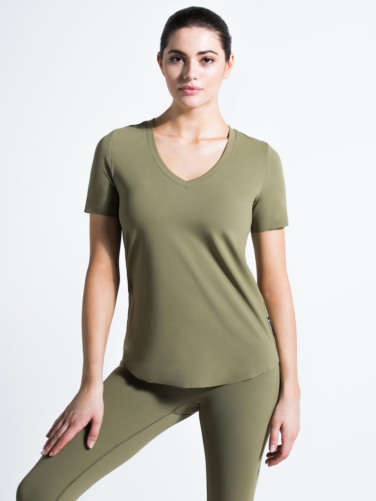 RELAXED NUDE TEE