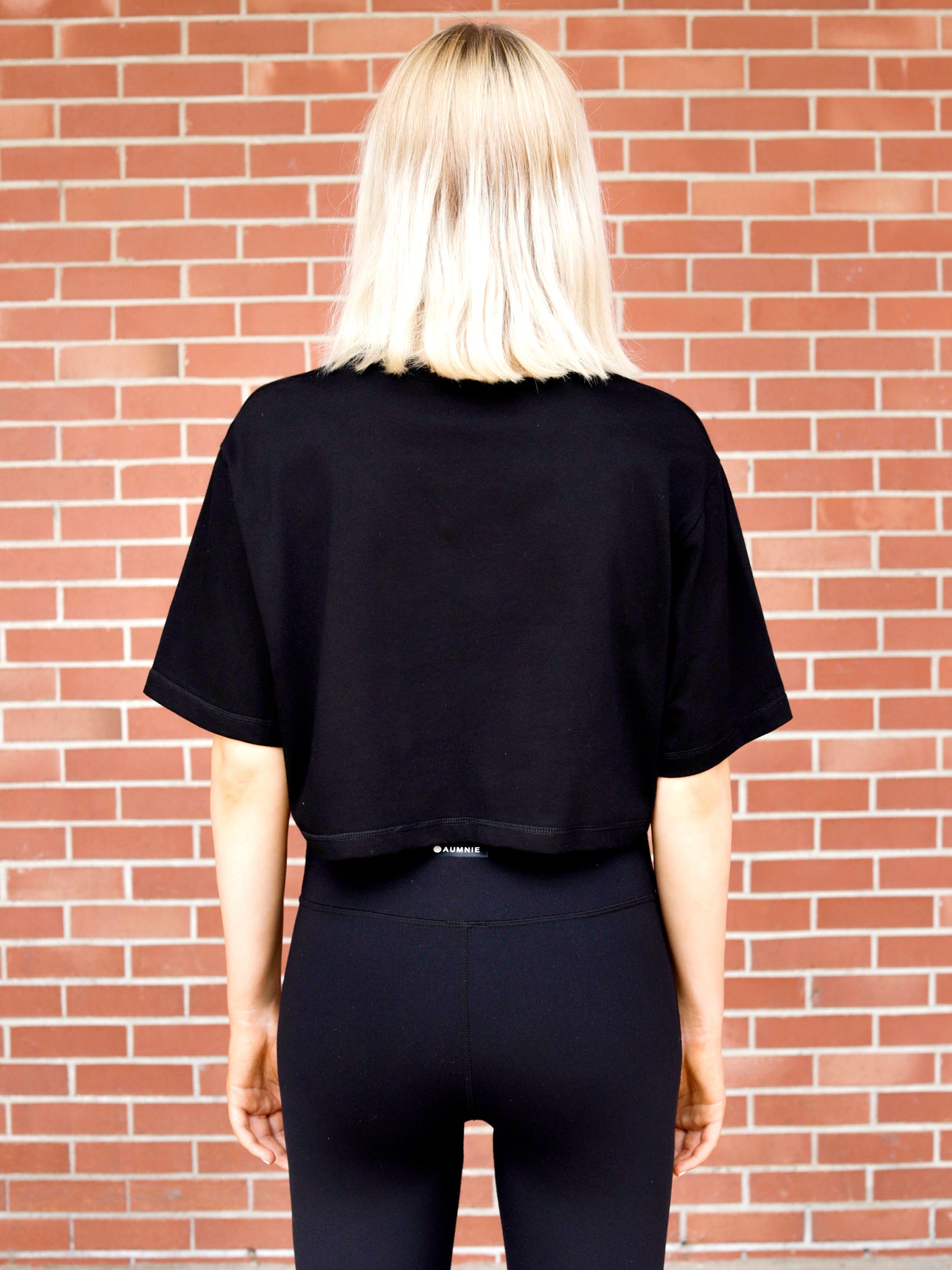 CROPPED POCKET TEE, BLACK