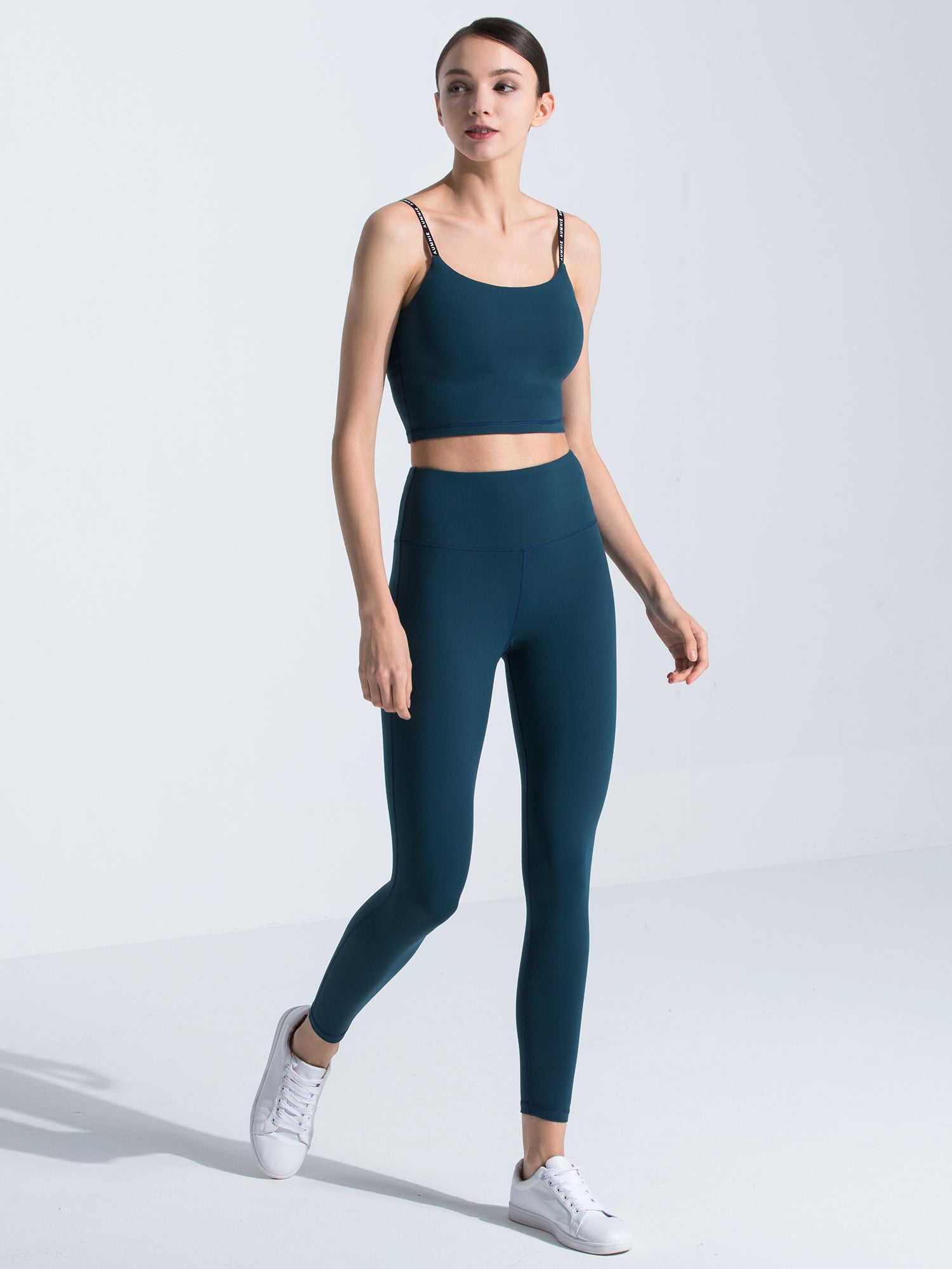 HIGH WAIST ANKLE CROPS