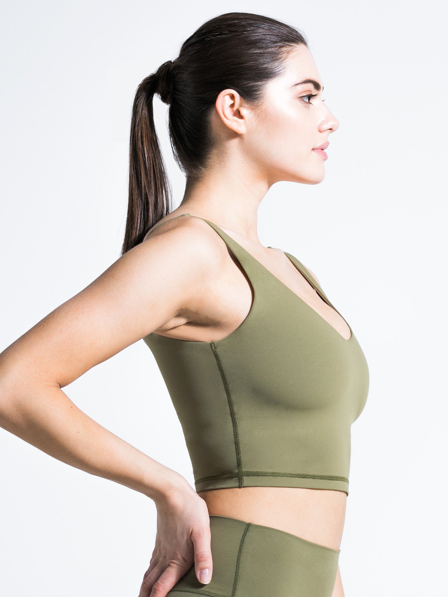 U NECK NUDE TANK