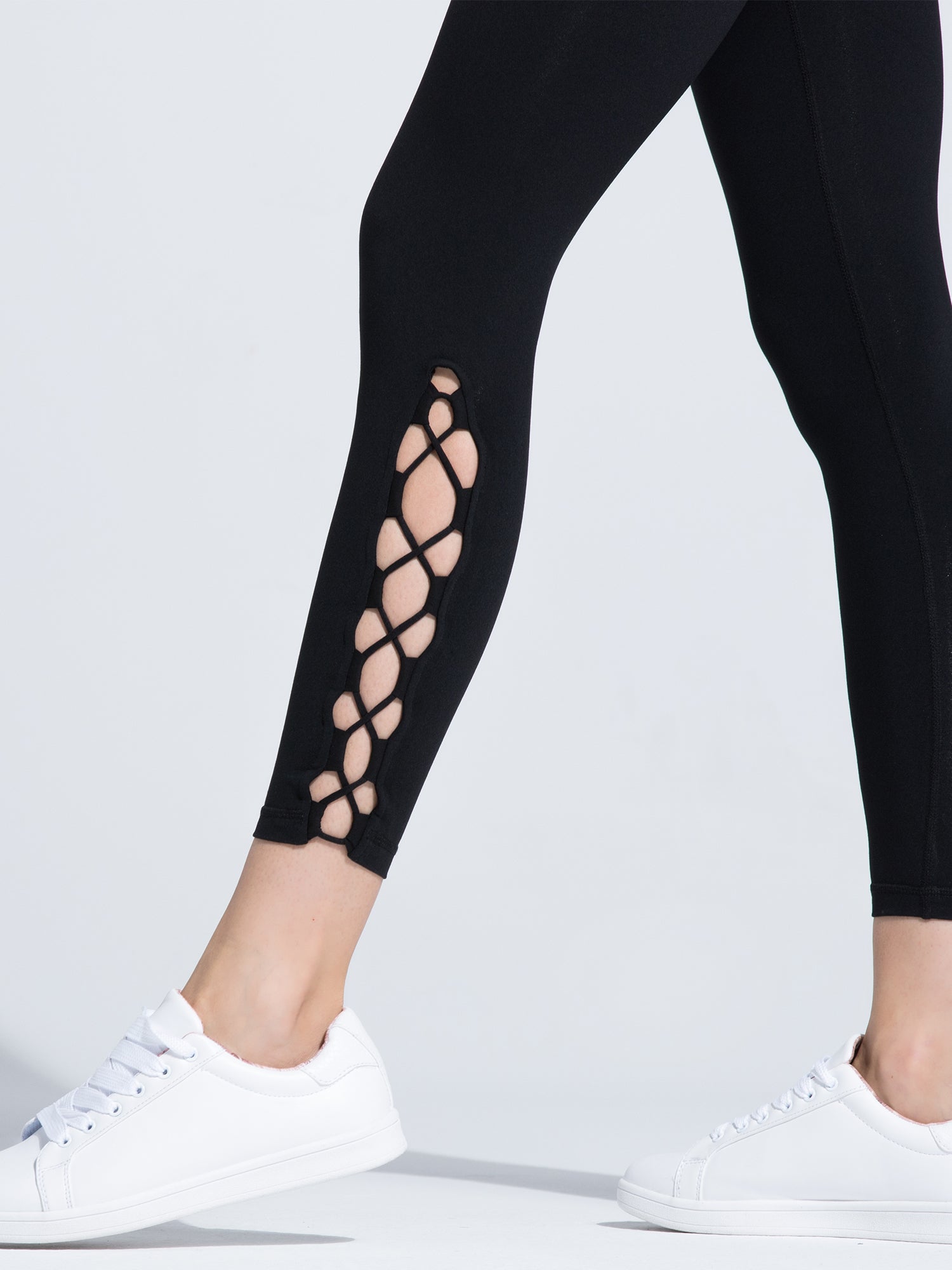 MUSE ANKLE CROPS, BLACK
