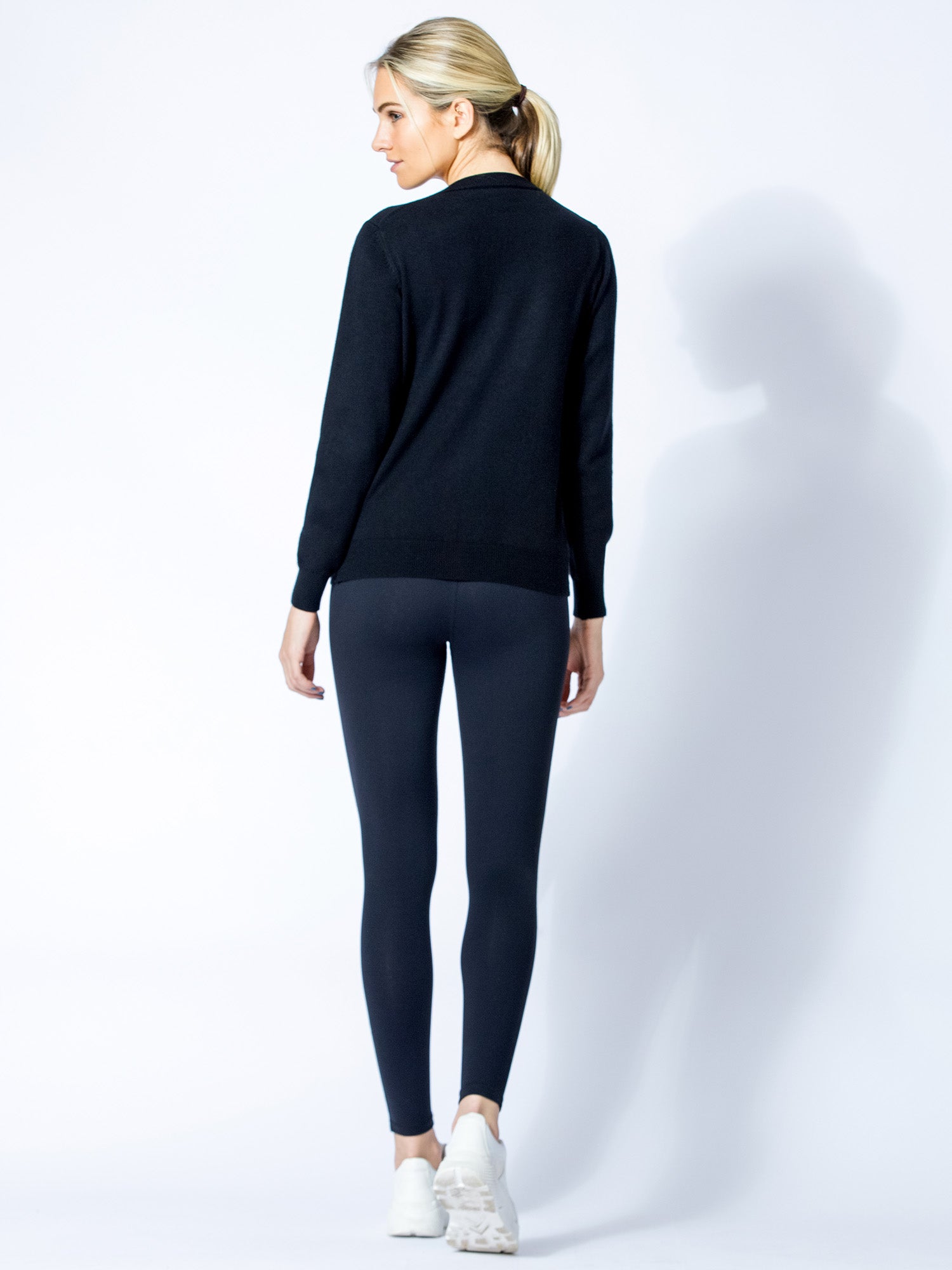 CLASSIC CARDIGAN, BLACK