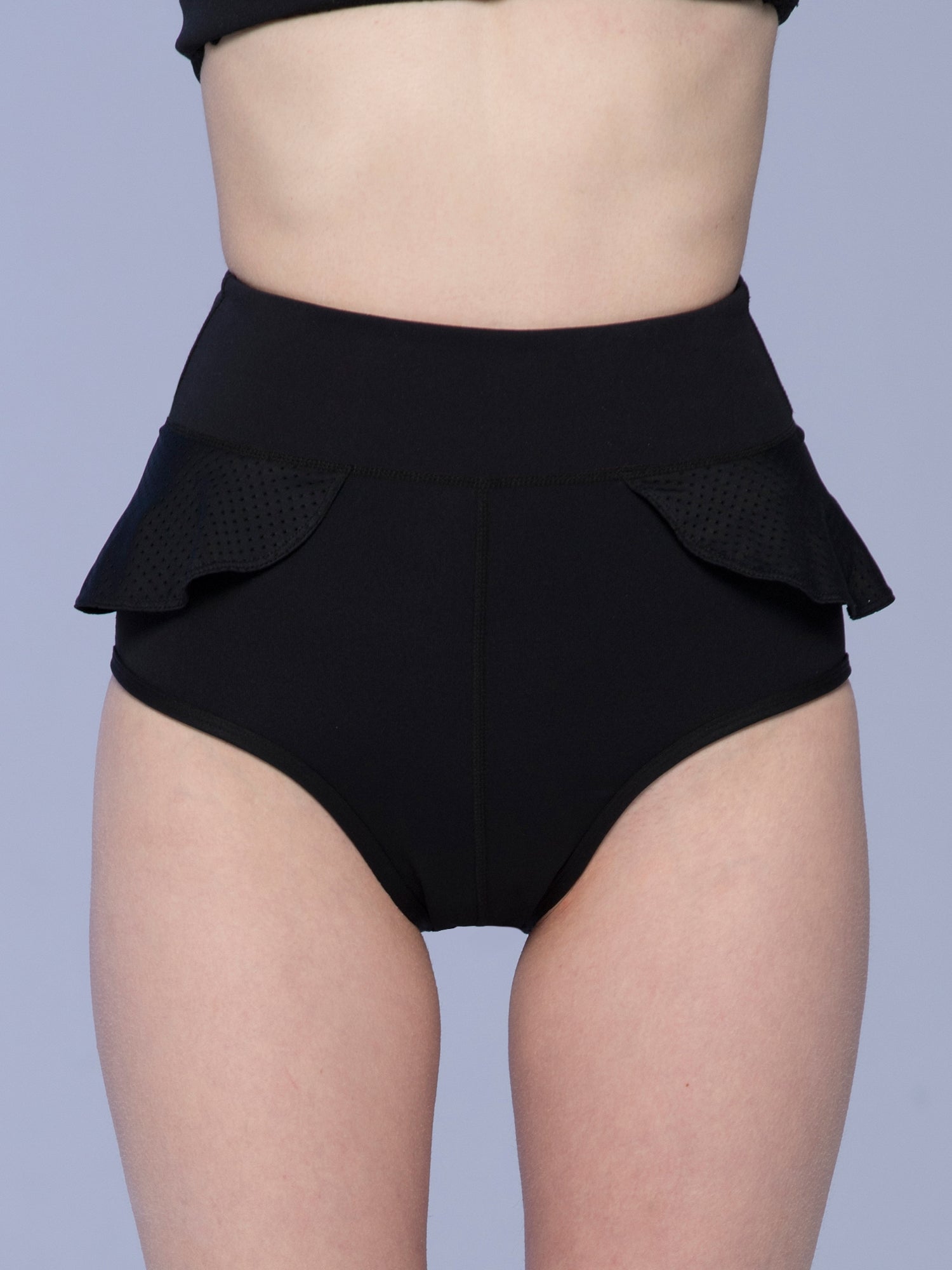 LILY SHORTS, BLACK