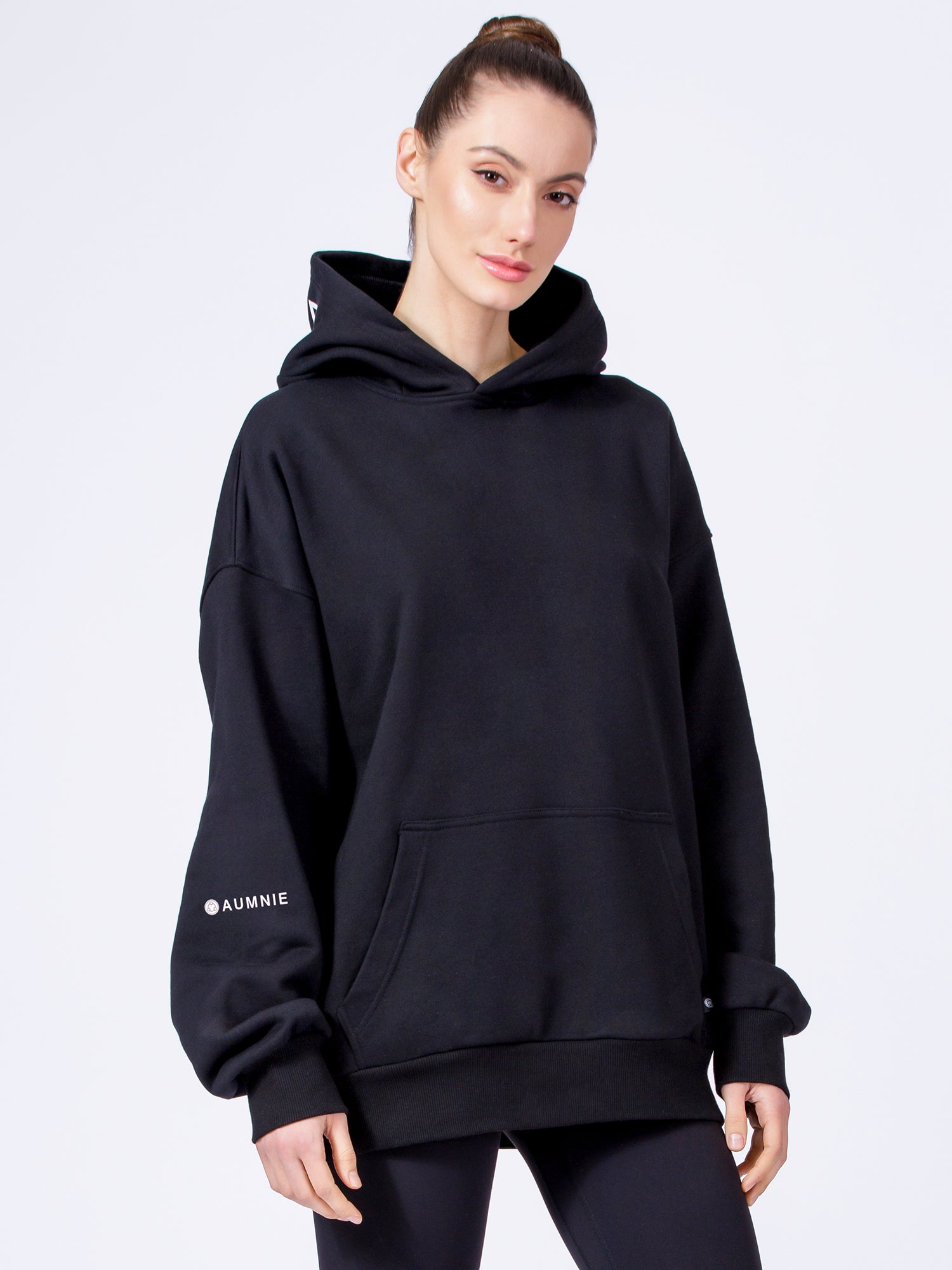 AUMNIE OVERSIZE HOODIE