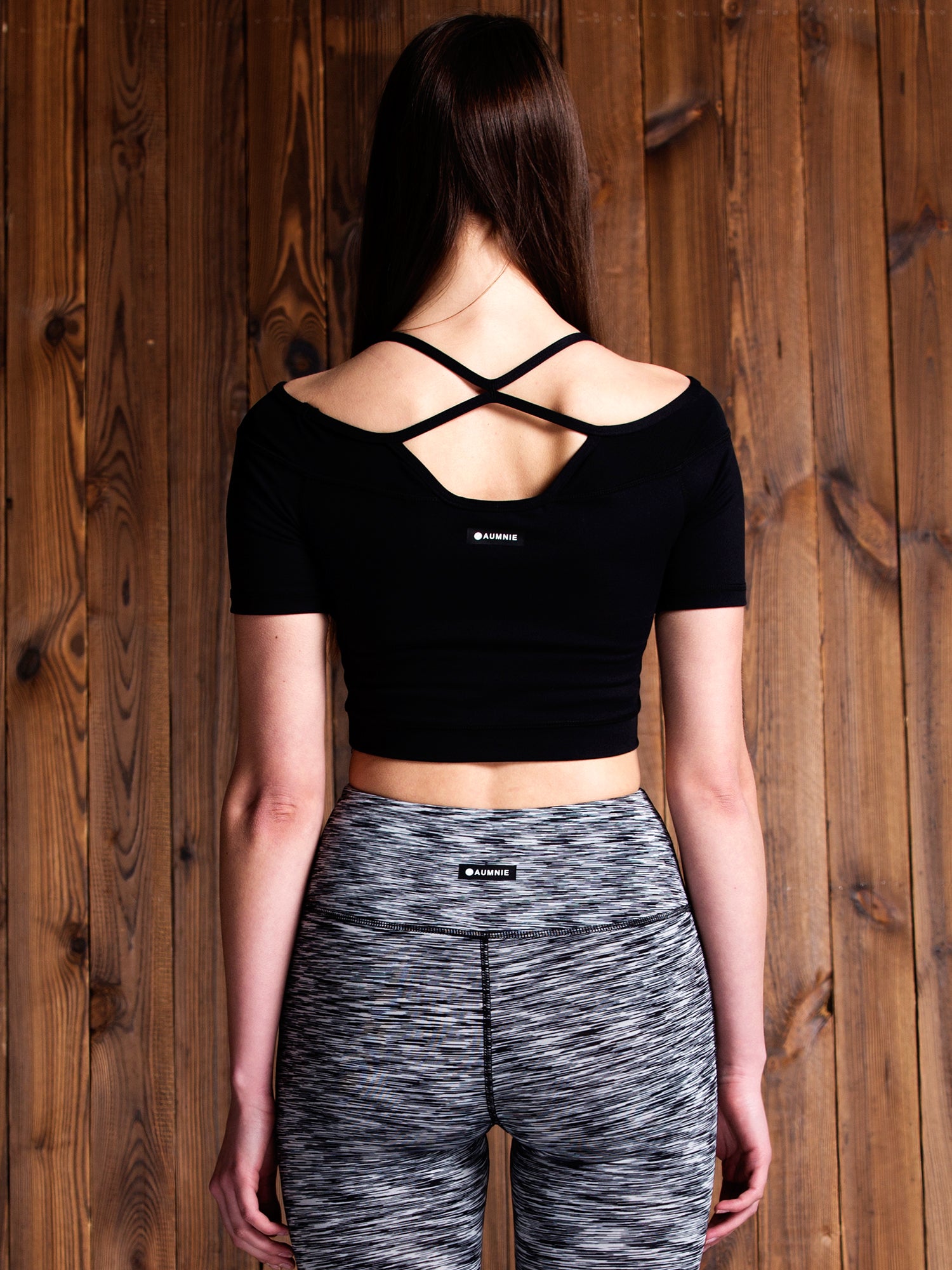SHAKTI CROPPED TEE, BLACK/BLACK MESH