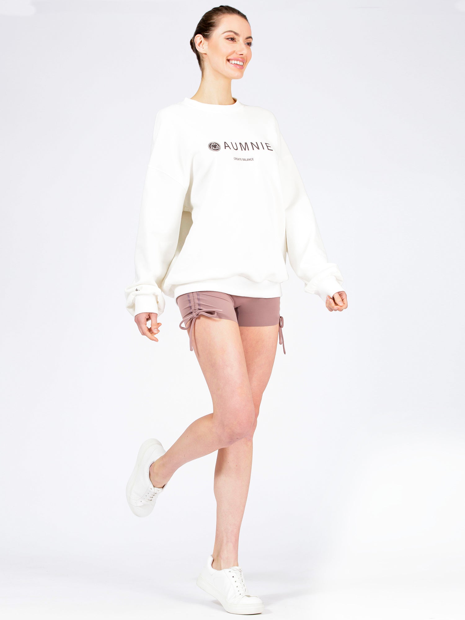 AUMNIE OVERSIZE SWEATSHIRT