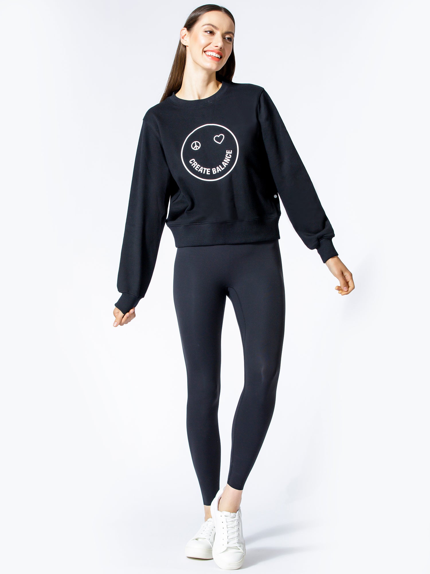 HAPPY GLOW SWEATSHIRT, BLACK