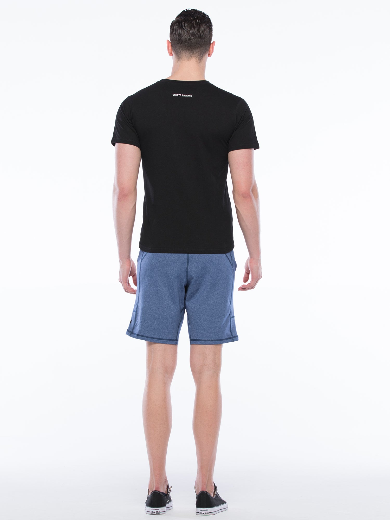 SMALL LOGO CLASSIC T-SHIRT, BLACK (UNISEX)