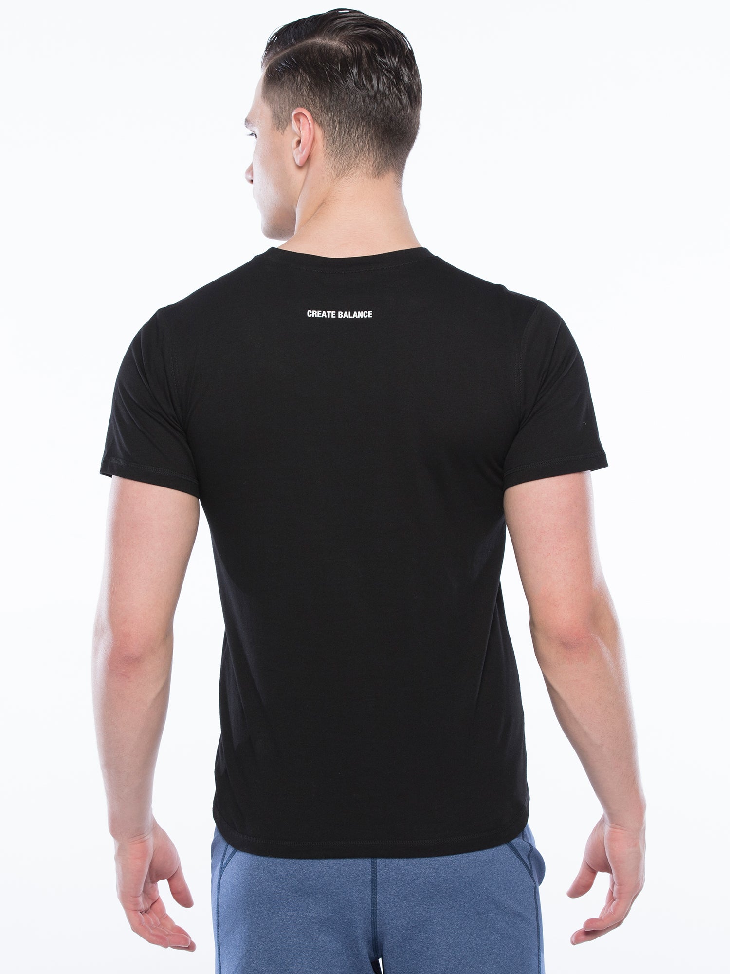 SMALL LOGO CLASSIC T-SHIRT, BLACK (UNISEX)