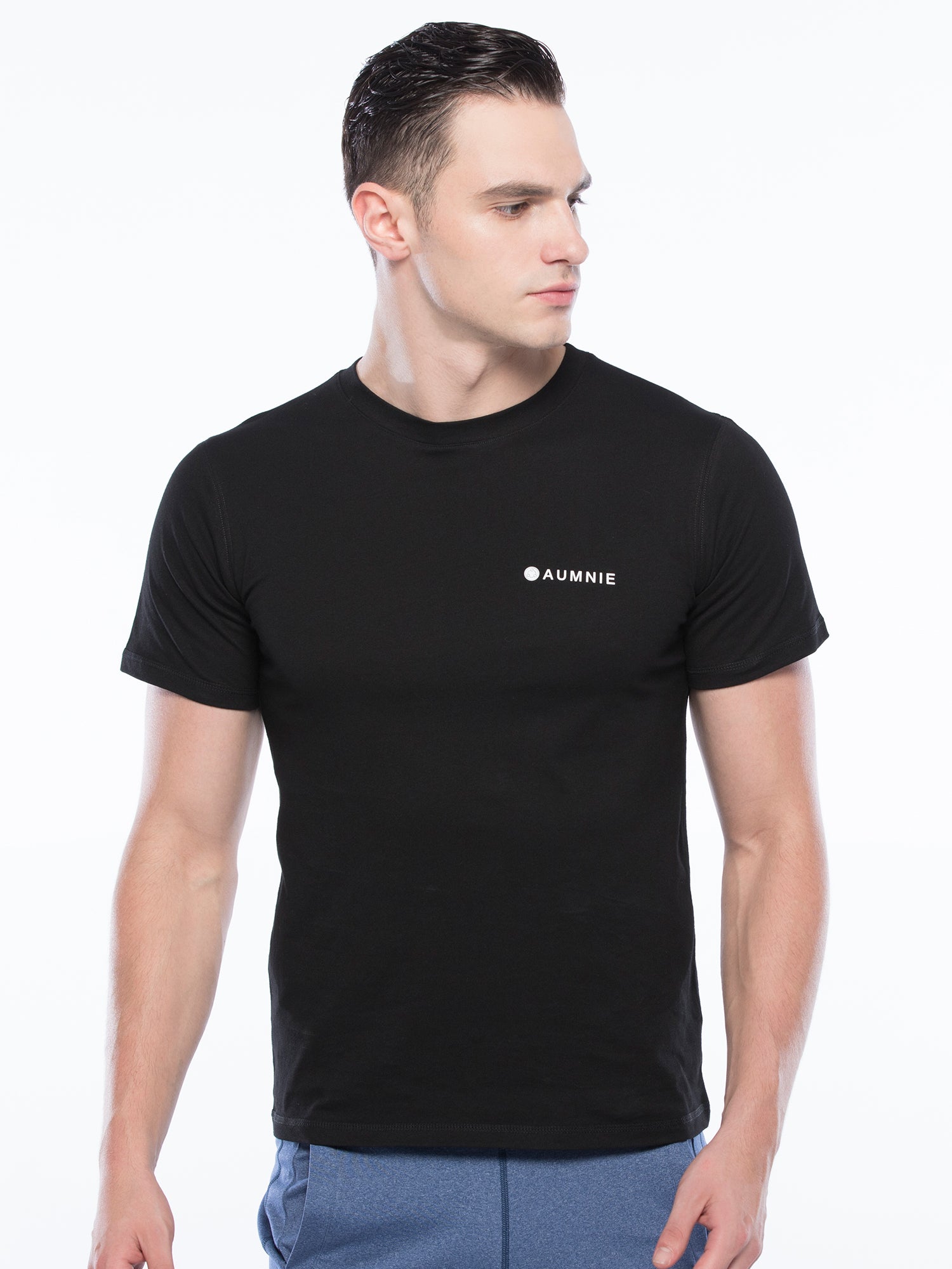 SMALL LOGO CLASSIC T-SHIRT, BLACK (UNISEX)