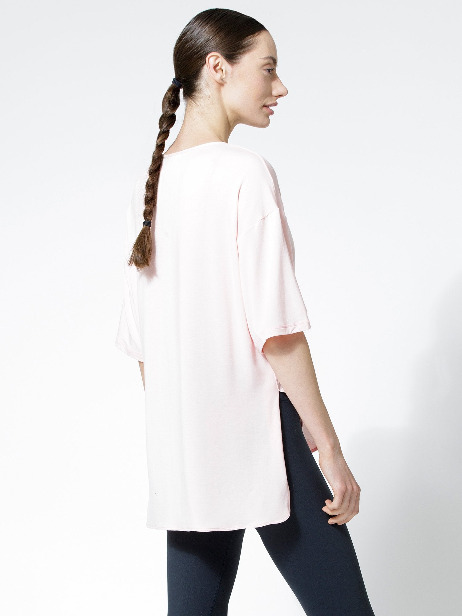 HI LO SPLIT SIDE TEE